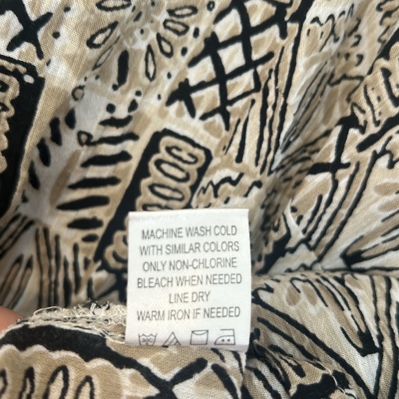 Appleseed’s Plus Women’s Bohemian Print Button Down Shirt - Picture 7 of 8